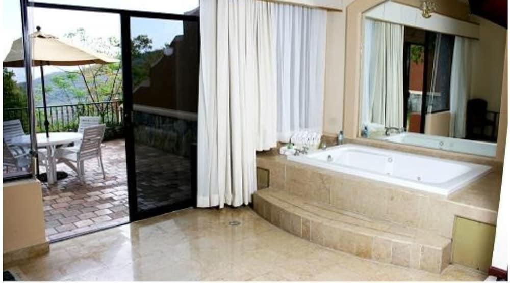 סנטיאגו Hotel Hacienda Cola Del Caballo מראה חיצוני תמונה